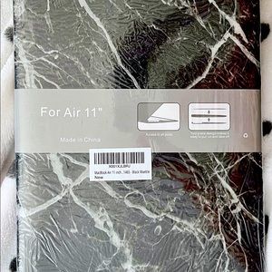 Brand new never opened Mac Book Air 11 inch case
